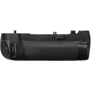 Nikon MULTI-POWER BATTERY PACK MB-D17