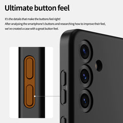 [Araree SG] Typo Skin M S25 | S25+ | S25 Ultra Series | Black Phone Case | Magnetic Charging | Liquid SIlicone